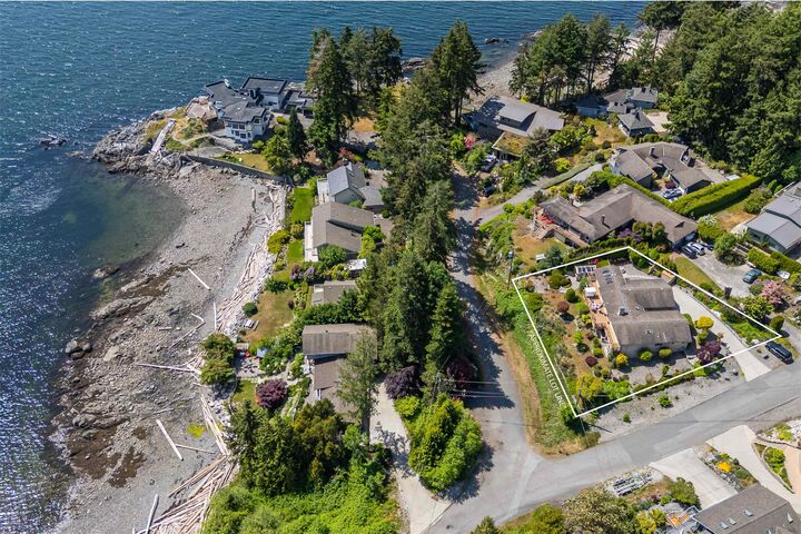 Property Photo: 7065 Dale Road BC V7Z 0N2