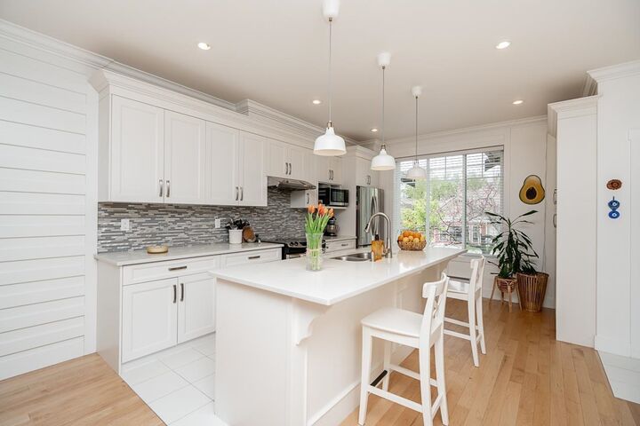 Property Photo: 18818 71 Avenue 1 BC V4N 6N9
