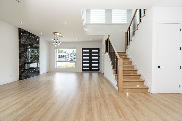 Property Photo: 13979 113 Avenue BC V3R 2K2