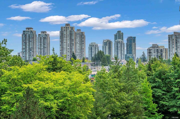 Property Photo:  6611 Southoaks Crescent 802  BC V5E 4L5 