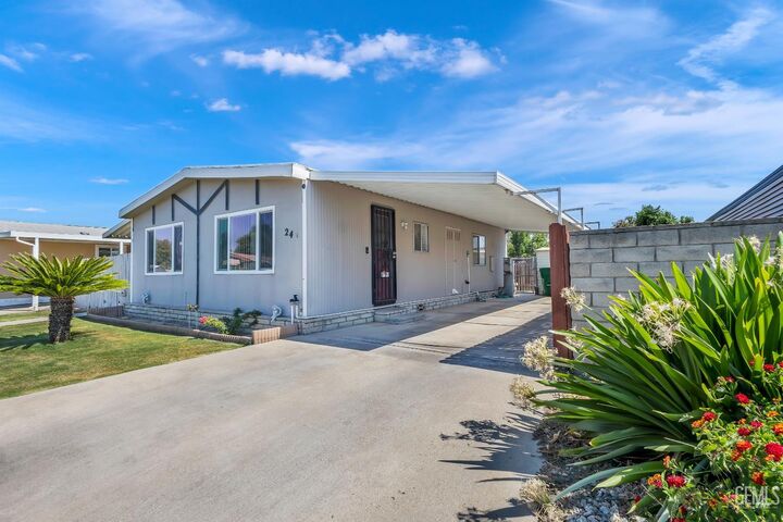 Property Photo: 400 E Roberts Lane 24 CA 93308