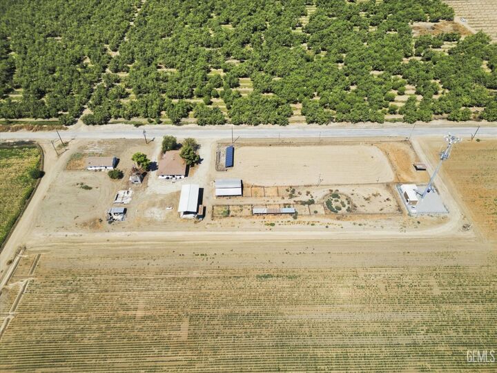 Property Photo:  11662 Wasco-Pond Road  CA 93280 