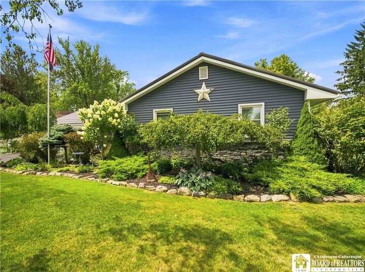 Property Photo: 3941 S Nesmith Avenue NY 14712