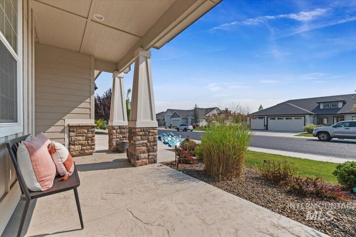 Property Photo:  15243 Flora Springs Way  ID 83607 