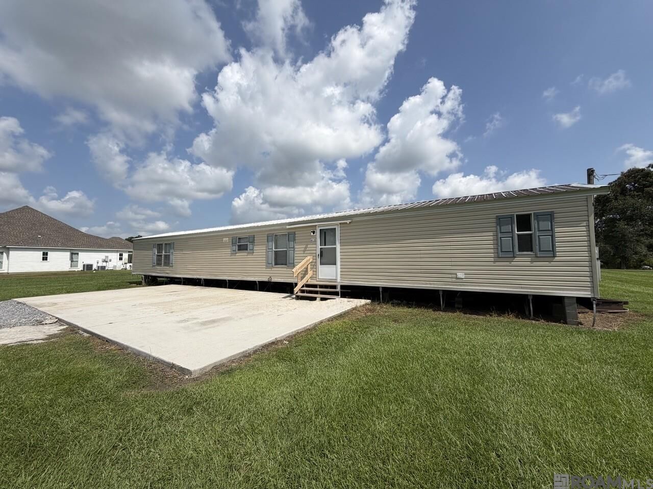 Property Photo:  44126 Loop Rd  LA 70769 