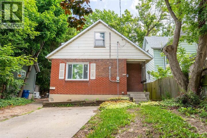 Property Photo:  292 Christina Street South  ON N7T 2N5 