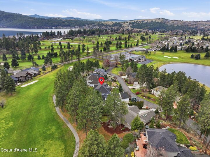 Property Photo: 514 N Dunbarton Oaks Ln WA 99019