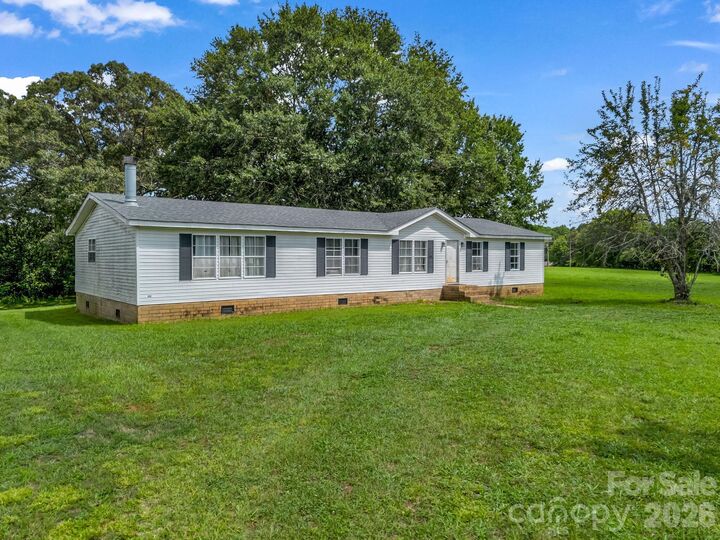 Property Photo: 3204 Frank Grigg Drive NC 28150