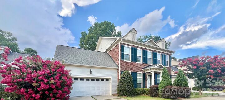 Property Photo:  1025 N Sharon Amity Road  NC 28211 