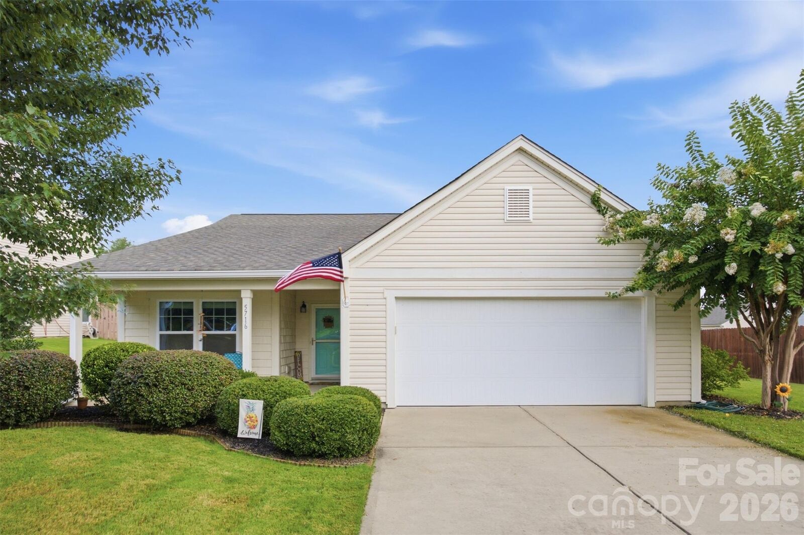 Property Photo:  5716 Piney Pointe Drive  NC 28025 