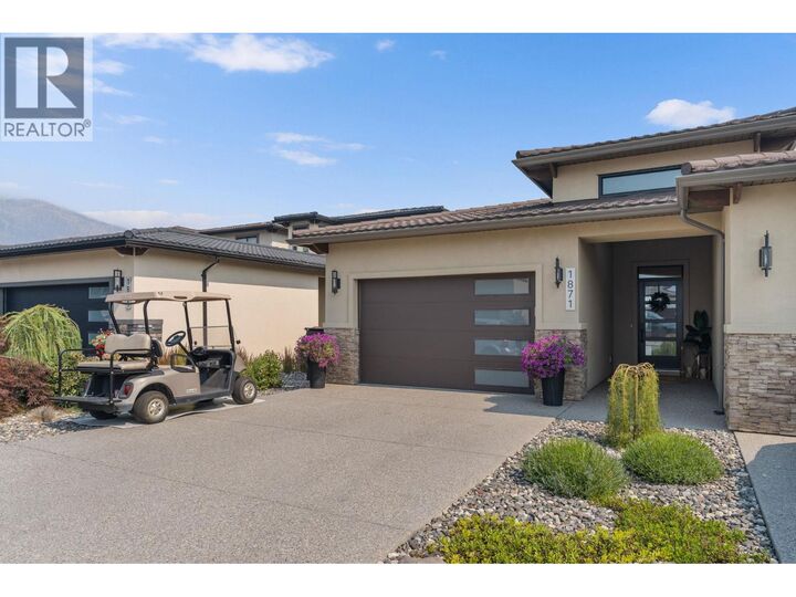 Property Photo:  1871 Viewpoint Crescent  BC V1Z 4E1 