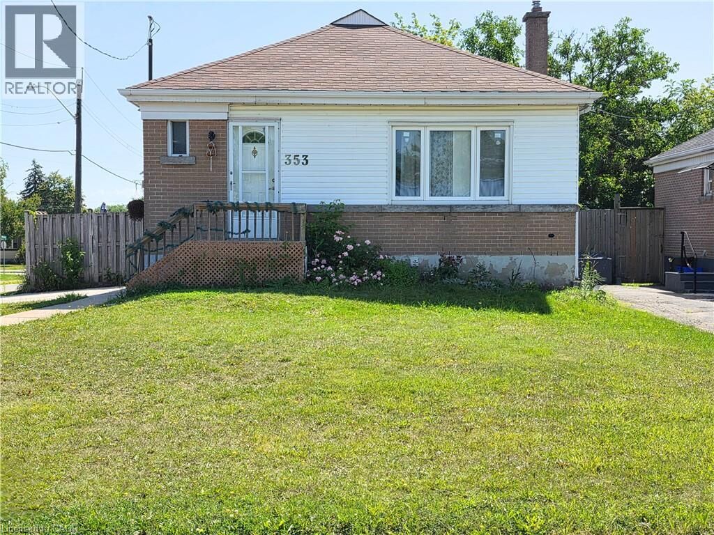 Property Photo:  353 East 21st Street  ON L8V 2V1 