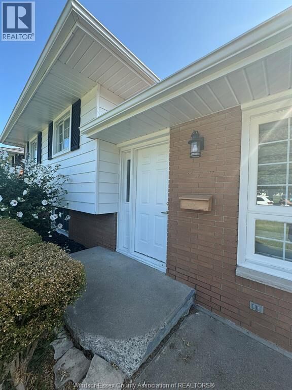 Property Photo: 1860 Service Road ON N0P 2G0
