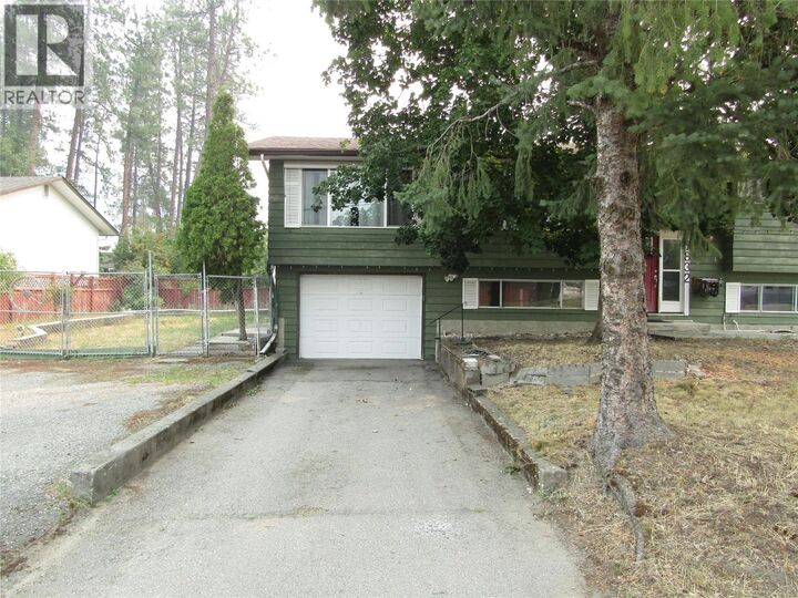 Property Photo: 7832 18th Street BC V0H 1H2