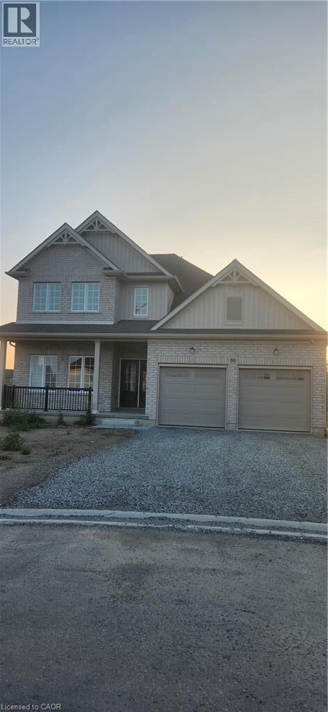 Property Photo: 95 East Willoughby Court East ON L3C 0K9