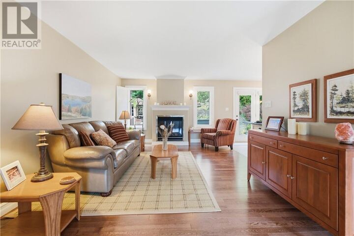 Property Photo:  867 Connaught Avenue  ON P3E 5H9 