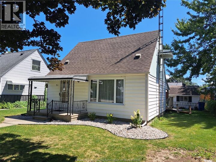 Property Photo: 51 Crawford Avenue ON N0P 2L0