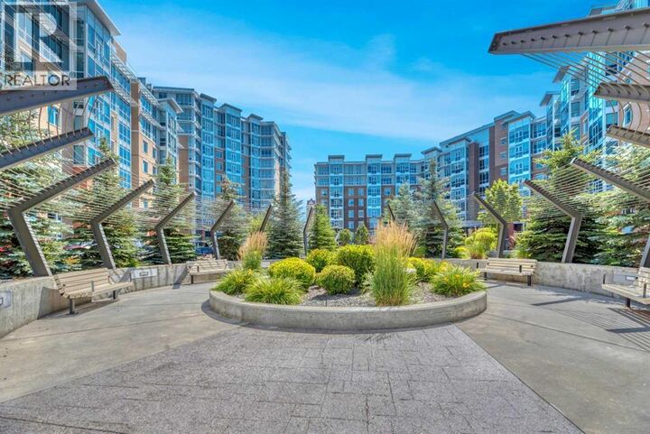 Property Photo:  16 Varsity Estates Circle Northwest  AB T3A 2C5 