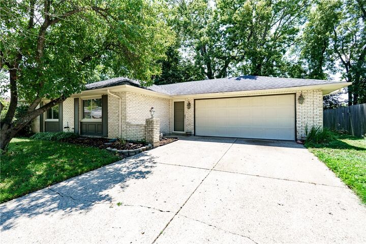Property Photo:  135 Whispering Pines Drive  OH 45066 