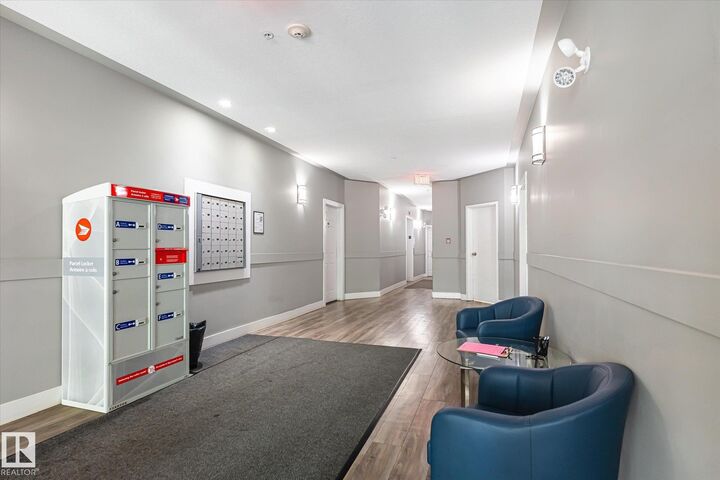 Property Photo: 10046 110 Street NW 403 AB T5K 2Y2
