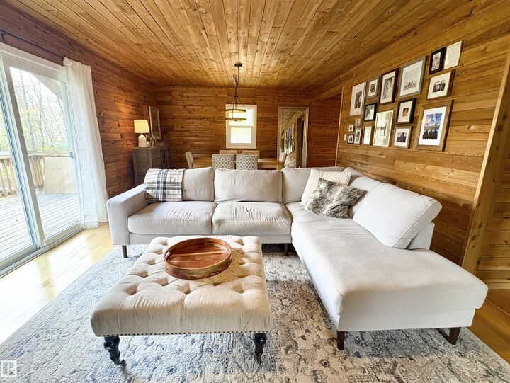 Property Photo: 1010 47402 Rge Rd 13 AB T0C 2P0
