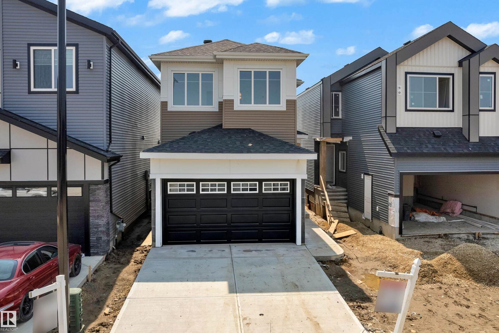 Property Photo: 4607 18 Ave SW SW AB T6X 1A4