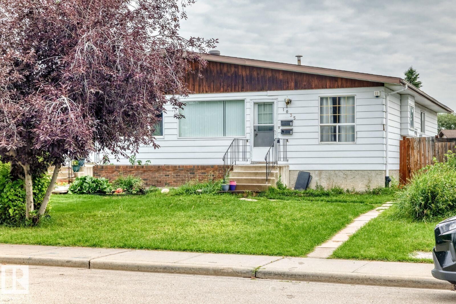 Property Photo: 1035 Lakewood Road NW AB T6K 3B1