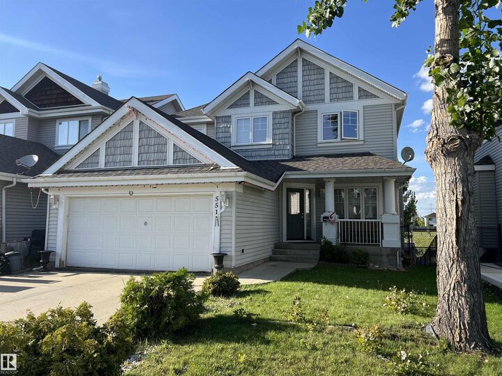 551 Stewart Crescent SW — photo 1