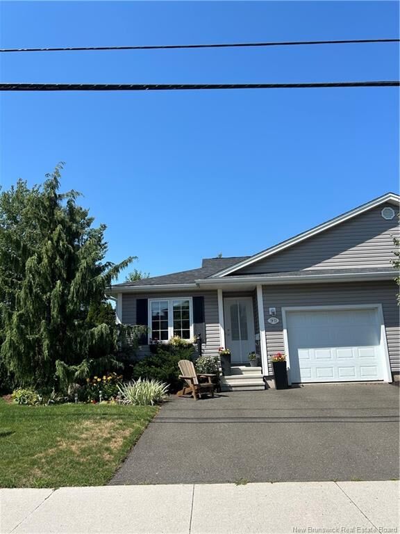 1-90 Damien Street — photo 1
