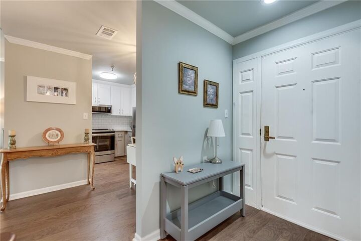 Property Photo:  1800 Clairmont Lake A625  GA 30033 
