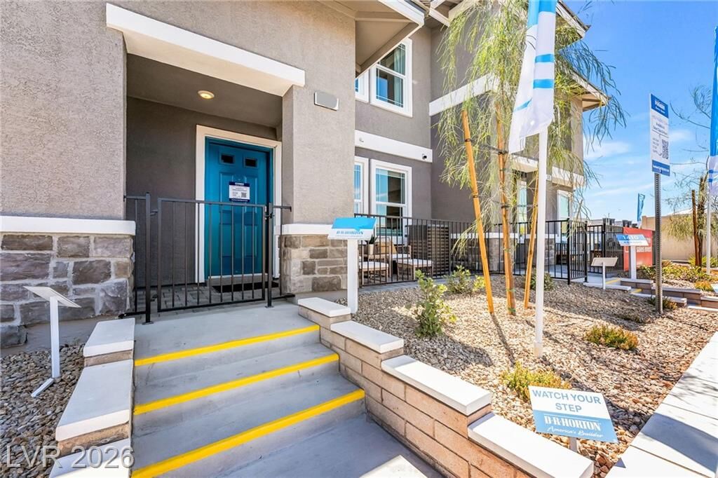 Property Photo: 903 Rosy Starling Street NV 89011