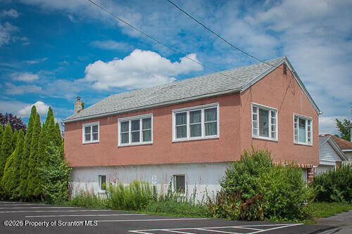 Property Photo:  308 Short Street  PA 18434 