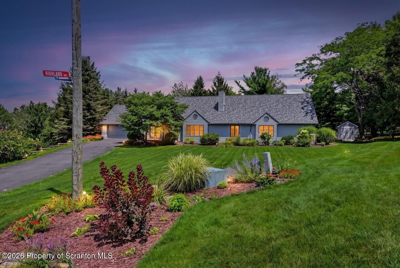 Property Photo:  519 Highland Avenue  PA 18411 