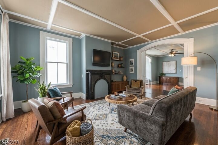 Property Photo:  55 Park Ave  NJ 08822 