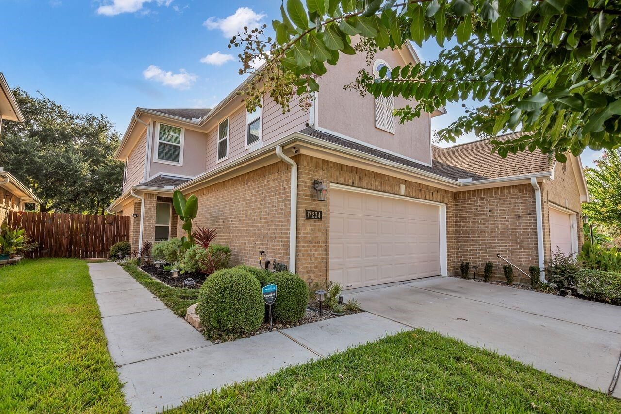 Property Photo: 17234 Hartridge Drive TX 77090