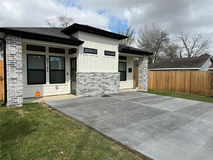 Property Photo:  8318 Brandon Street B  TX 77051 