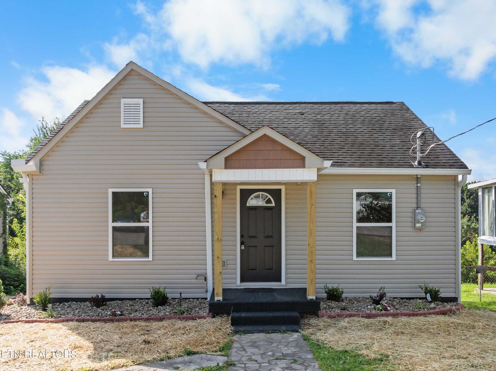 Property Photo: 609 Rose Hill Drive TN 37766