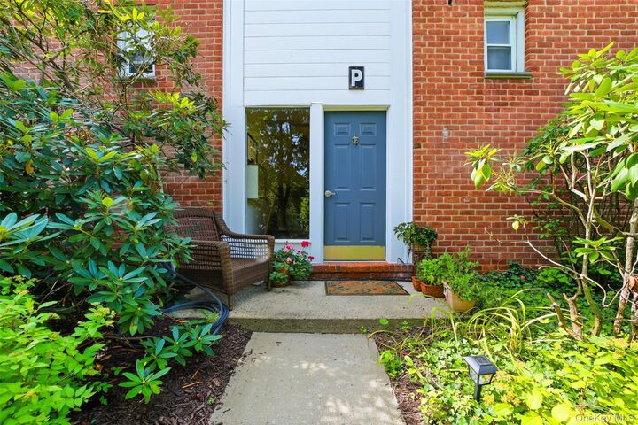 Property Photo: 140 N Broadway P-4 NY 10533