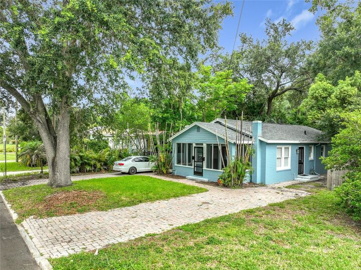Property Photo: 223 E Esther Street FL 32806