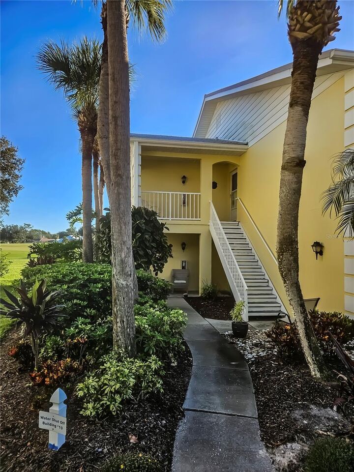 Property Photo:  418 Cerromar Court 257  FL 34293 