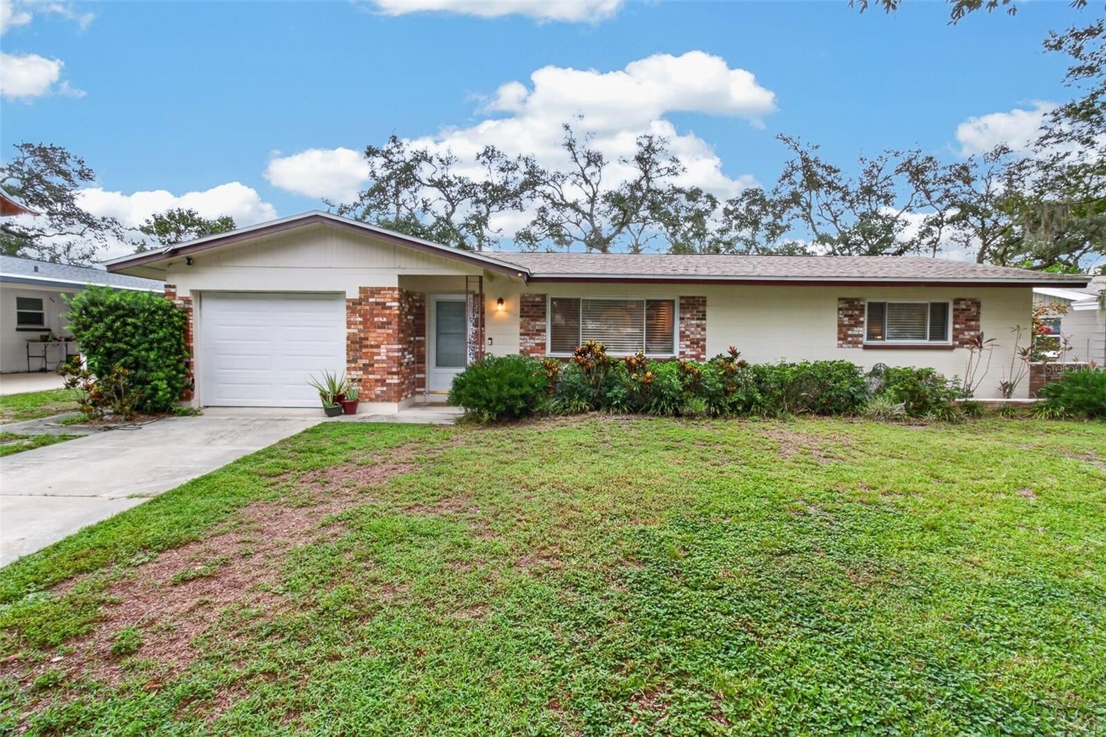 Property Photo: 11373 67th Avenue FL 33772