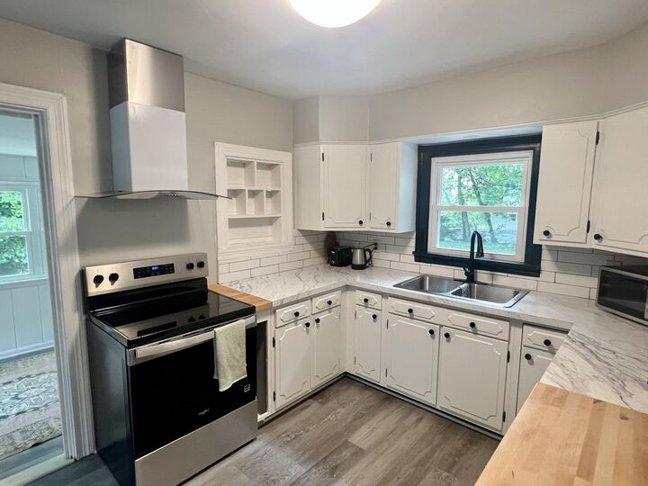 Property Photo: 2846 Oak Street MI 49127
