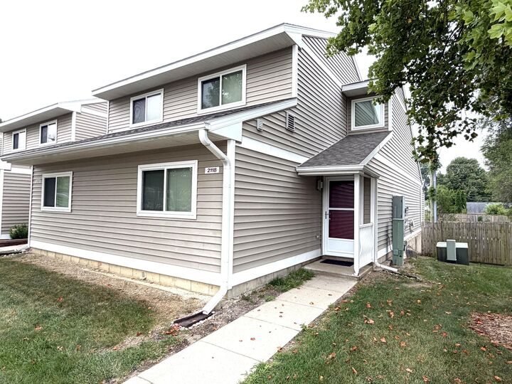 Property Photo: 2118 Stone School Circle MI 48108