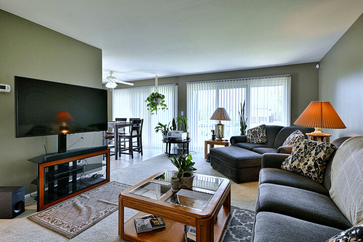 Property Photo:  5830 Fresno Court A  IL 60133 
