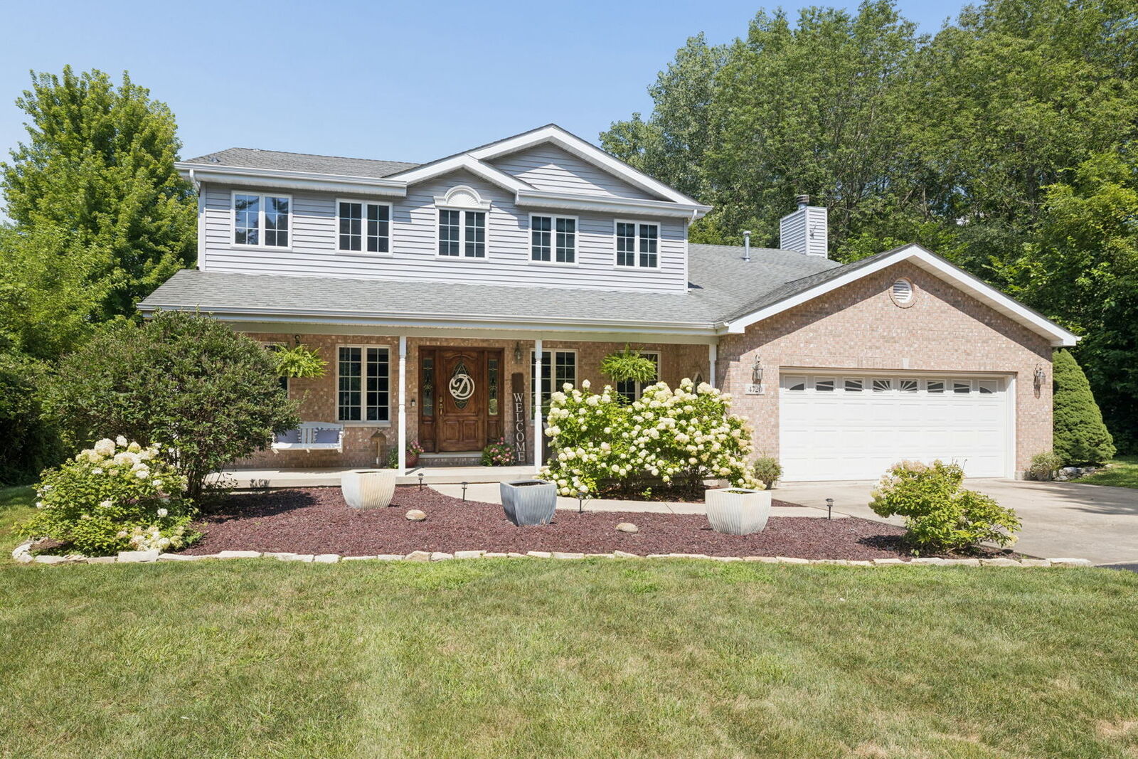 Property Photo: 4720 Shady Lane IL 60450