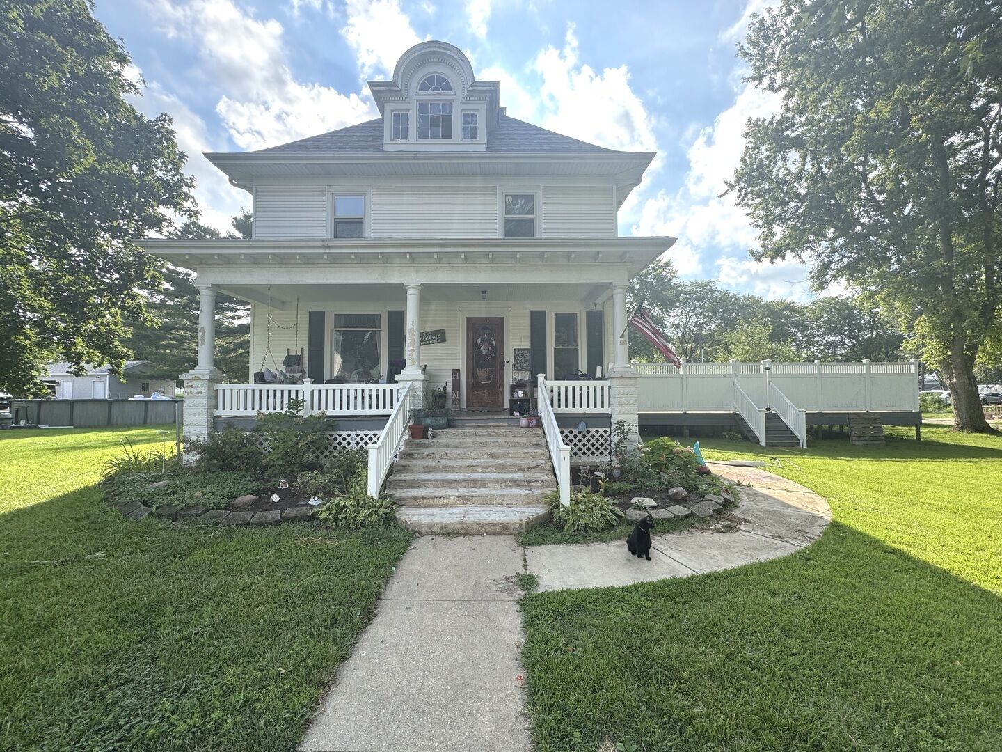 Property Photo: 263 N Oak Street IL 60941