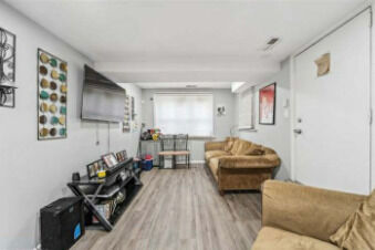 Property Photo: 7038 S Woodlawn Avenue 2 IL 60637