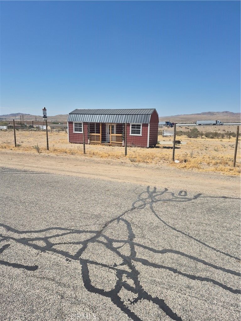 Property Photo:  28124 Apache  CA 92311 