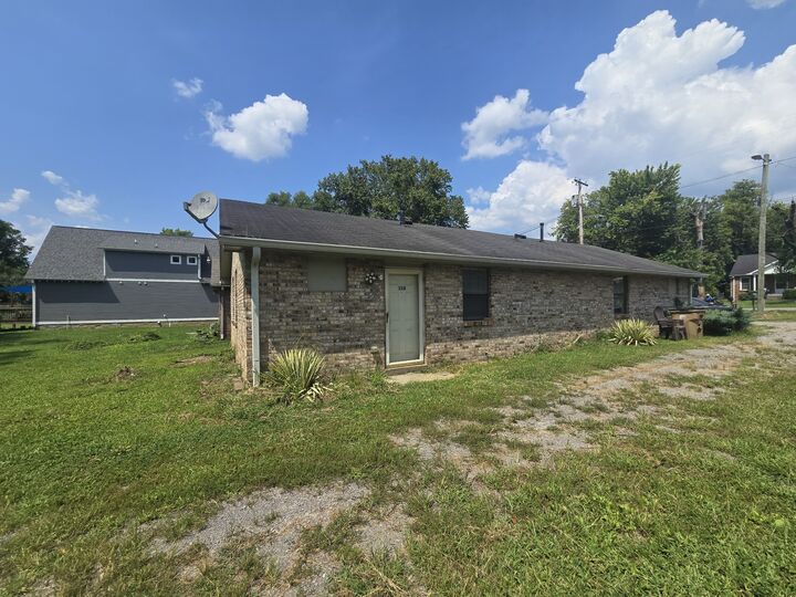 Property Photo: 126 Lanier Dr TN 37115