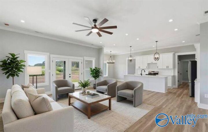 Property Photo:  100 Hummingbird Way  AL 35645 